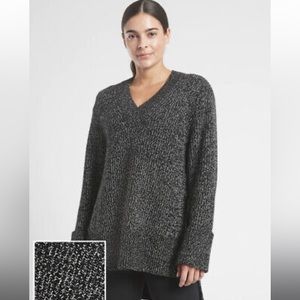 Athleta Shasta v-neck sweater NWT